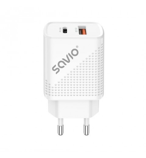 CARGADOR USB 30 DE CARGA RaPIDA 18W SAVIO LA 05